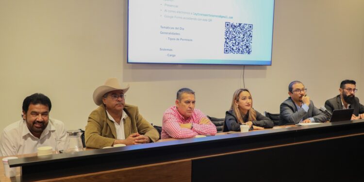 Analizan transporte de carga en tercera mesa temática de movilidad del Congreso de Sonora