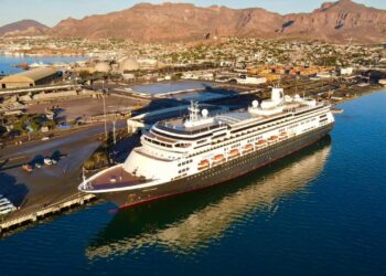Llega a Guaymas el crucero «Volendam».