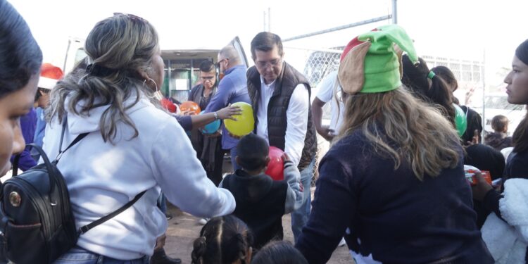 Disfrutan de alegre posada en Hacienda Vieja junto al Alcalde Elías Retes