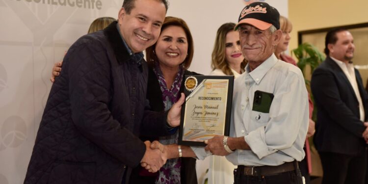 Reconoce Toño Astiazarán a personal de Agua de Hermosillo