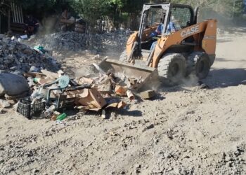 Lleva Ayuntamiento jornada de descacharre a Unión de Ladrilleros