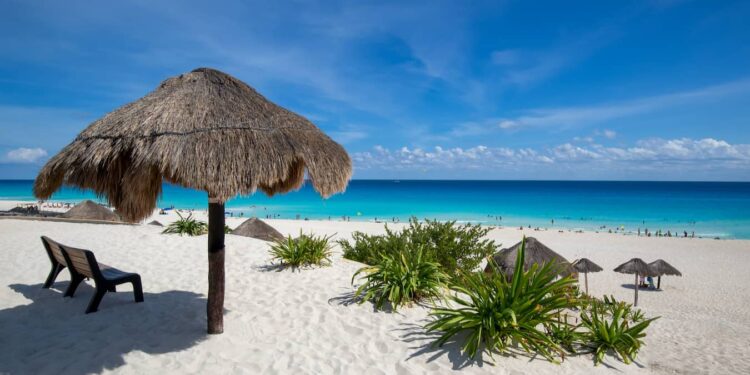 México espera la llegada de más de 36.5 millones de turistas en vacaciones de invierno