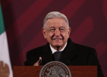 Ya se tienen todos los medicamentos para ‘megafarmacia’: López Obrador