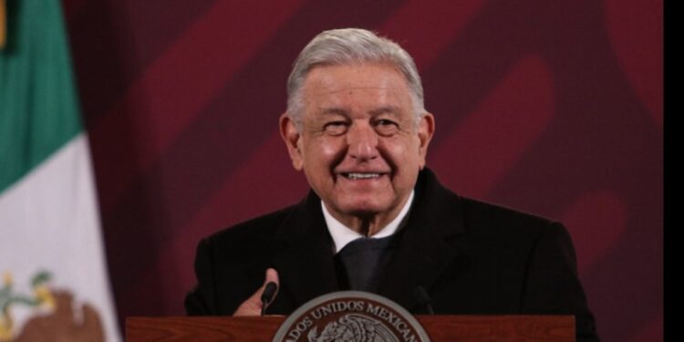 Ya se tienen todos los medicamentos para ‘megafarmacia’: López Obrador