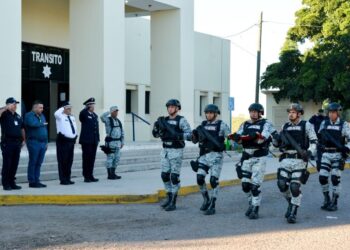 Participan elementos de Seguridad Pública y Guardia Nacional en ceremonia patria
