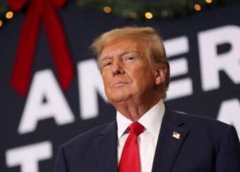 California plantea excluir a Trump de las primarias republicanas estatales como hizo Colorado