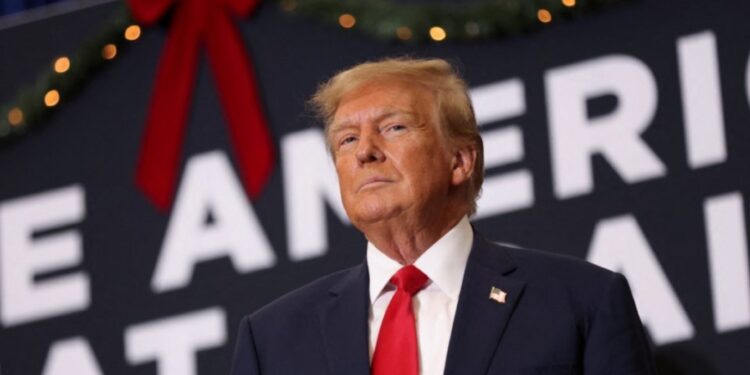 California plantea excluir a Trump de las primarias republicanas estatales como hizo Colorado