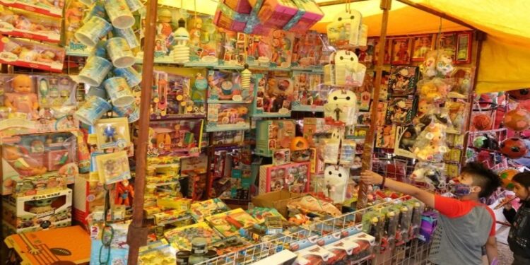 Profeco emite recomendaciones para compra de juguetes esta Navidad