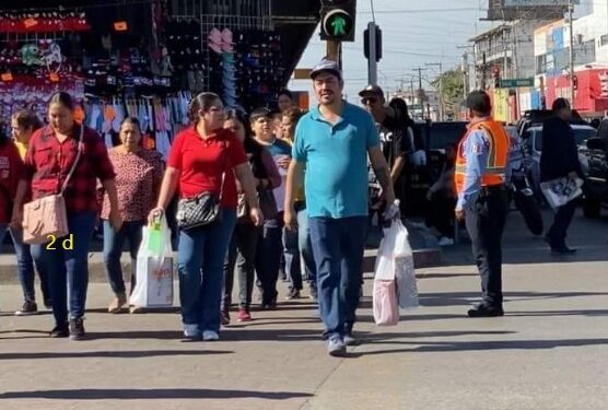 Implementa policía municipal operativo para prevención de accidentes en el centro.