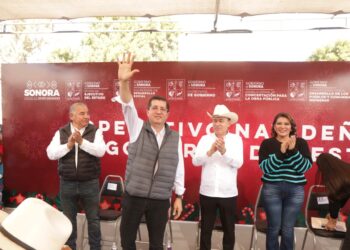 Viven Navojoenses la alegría y magia del “OPERATIVO NAVIDEÑO”
