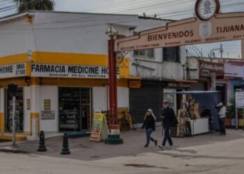 Suspenden a 31 farmacias en Baja California por tener medicamentos con posible fentanilo