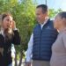 Entrega Toño Astiazarán tinacos en la colonia Altares