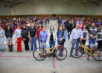Gobierno de Sonora Invierte en el Bienestar de Álamos con programas sociales
