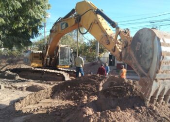 Pone Ayuntamiento  “MANOS A LA OBRA” en freno a contingencia por drenajes colapsados