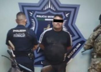 Agentes de la SSPM y  MARINA aseguran 180 envoltorios de cristal