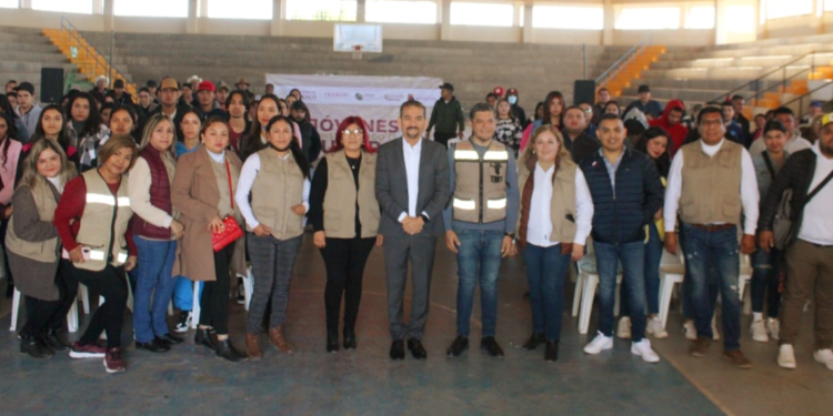 Búsquen ser felices, la felicidad es la base del éxito; presidente juan Jesús Flores Mendoza