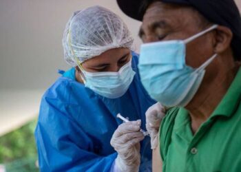 México reconoce aumento de COVID-19 y de enfermedades respiratorias agudas