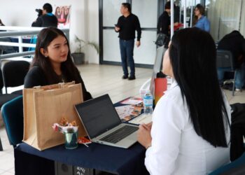 Ofertan más de 300 puestos de trabajo en primera jornada de reclutamiento