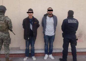 Captura sspm y marina a dos sujetos con arma de fuego por robo con violencia