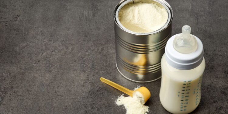 Cofepris alerta por contaminación bacteriana en fórmula láctea Nutramigen