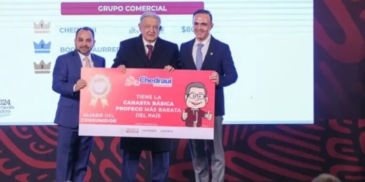 Canasta básica bajó de $1039 a poco más de $800, dice AMLO