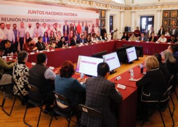 Realizan Diputados Y Diputadas De La Coalición Juntos Hacemos Historia Reunión Plenaria.