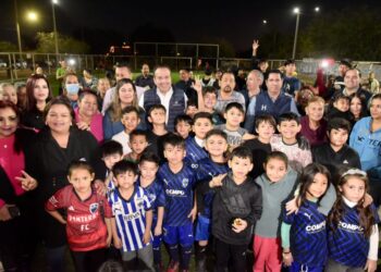Constata Toño Astiazarán avance en rehabilitación de unidad deportiva en colonia Dunas