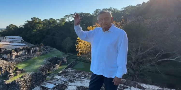 López Obrador desea nos vaya bien a todos; ‘que no se sufra ninguna calamidad’