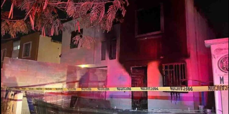 Muere una niña en incendio en una casa de NL; hay otra persona lesionada