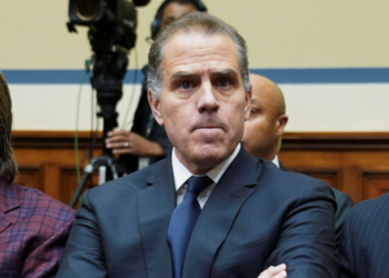 Hunter Biden aparece de sorpresa en audiencia de desacato del Congreso de EU
