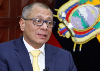 Dictan prisión preventiva contra exvicepresidente de Ecuador acogido en Embajada de México