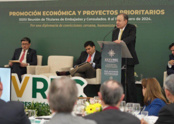 Impulsa Gobernador Durazo Plan Sonora ante embajadores y cónsules de México