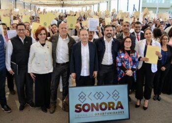 Entrega Gobernador Durazo más de mil bases a personal de salud e inaugura primera sala de hemodinamia en la entidad