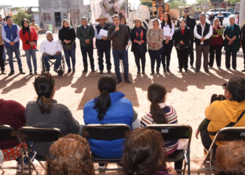 Gobierno municipal y cfe benefician con electrificación a familias del rodeo 2 y 3