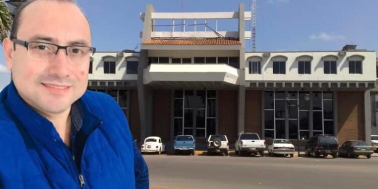 Presupuesto debe ser orientado a necesidades urgentes de navojoenses: Isaac López