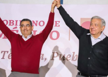 Refrendan AMLO y Salomón trabajo conjunto para consolidar 4T en Puebla