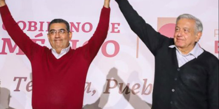 Refrendan AMLO y Salomón trabajo conjunto para consolidar 4T en Puebla