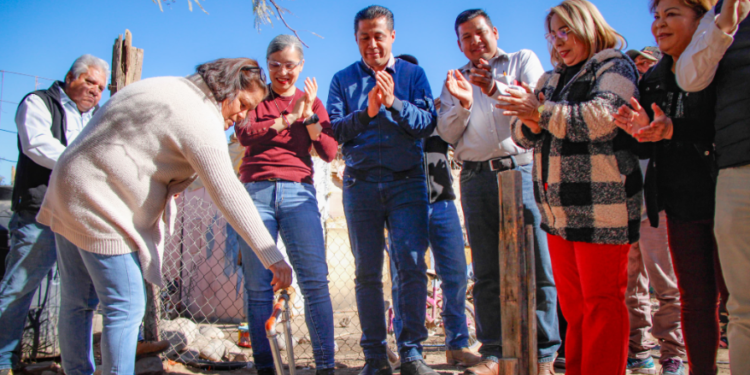 Inversión de 4 mdp en ampliación de red de agua potable beneficia a familias de la colonia Tres Reinas: Gobierno de Sonora