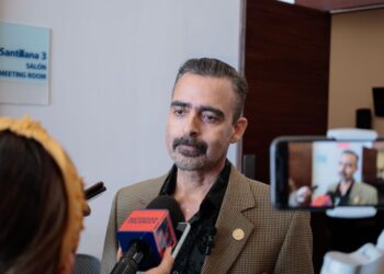 Importante que servidores públicos y policías municipales porten equipos de vídeo vigilancia: Diputado Oscar Castro