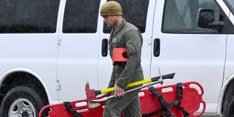 Estados Unidos confirma la muerte de cinco marines; su helicóptero se estrelló