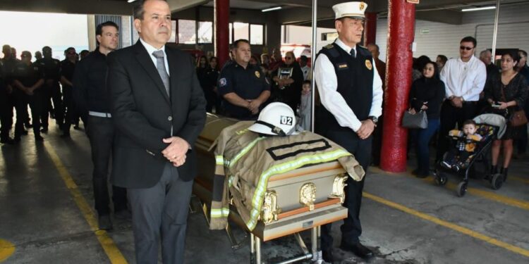 Honran memoria del bombero veterano de Hermosillo Jesús Ibarra Espinoza “El Jiricaya”
