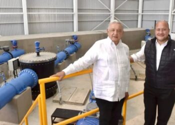 Inauguran Alfaro y AMLO acueducto que dotará de agua a Guadalajara los próximos 50 años