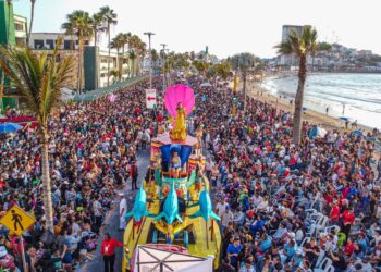 Carnaval de Mazatlán rompe récord de asistencia