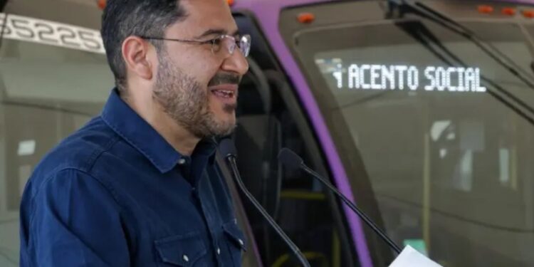 Batres inaugura nuevo corredor de transporte Cotaxomil