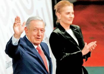 Ejecutivo delinea nuevo rostro del Estado mexicano
