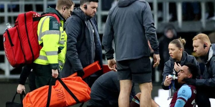 Aaron Ramsey prendió las alarmas; recibió oxígeno