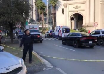 Reportan ataque armado dentro de zona comercial en San Pedro