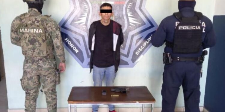 Capturan elementos de la SSPM a tres sujetos por portación de arma de fuego