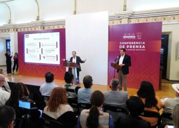 Firma Gobernador Durazo convenio para garantizar 100% de conectividad a Internet en Sonora