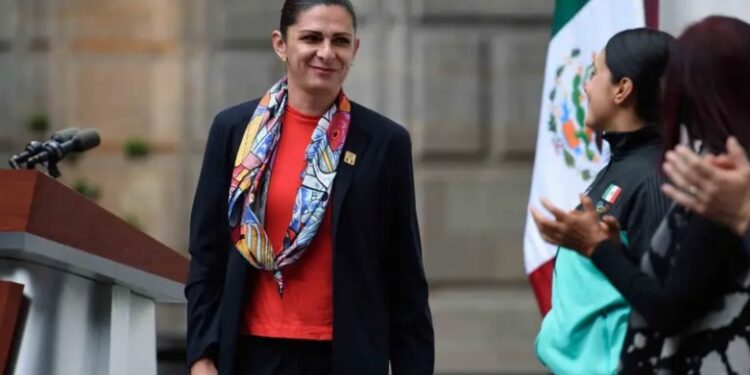 FGR investiga a Ana Guevara por desvío de recursos en la Conade